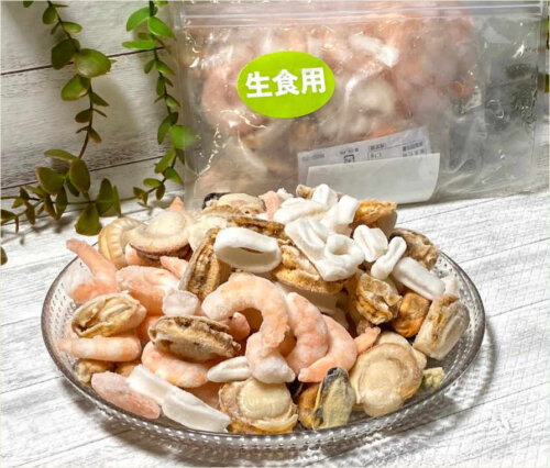 コストコ 生食用シーフードミックス 冷凍食品1kg入り 4種類の魚介類が入って使い勝手最高 行っとく